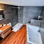 Royal Hotel-restaurant Bonhomme 3*