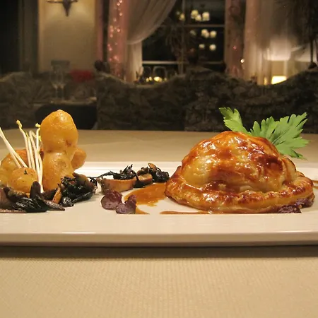 Royal Hotel-restaurant Bonhomme 3*