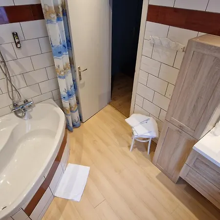 Royal Hotel-restaurant Bonhomme Hotel 3*