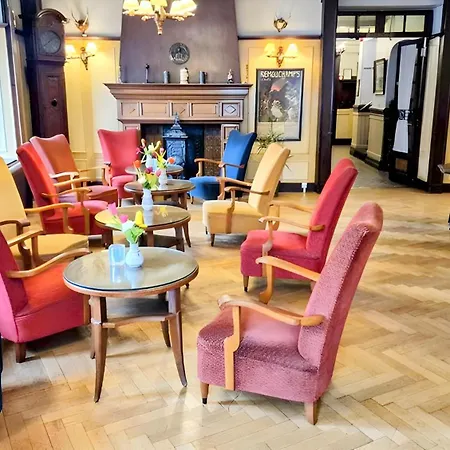 Royal Hotel-restaurant Bonhomme Hotel