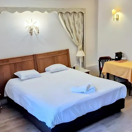 호텔 Hotel-restaurant Bonhomme 소우그네르모우샴스