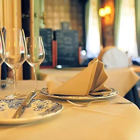 Hotel-restaurant Bonhomme 소우그네르모우샴스
